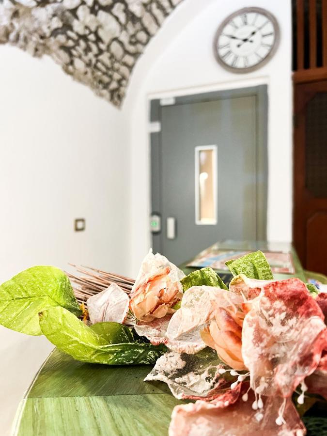 فندق S'Ammentu House بوسا المظهر الخارجي الصورة